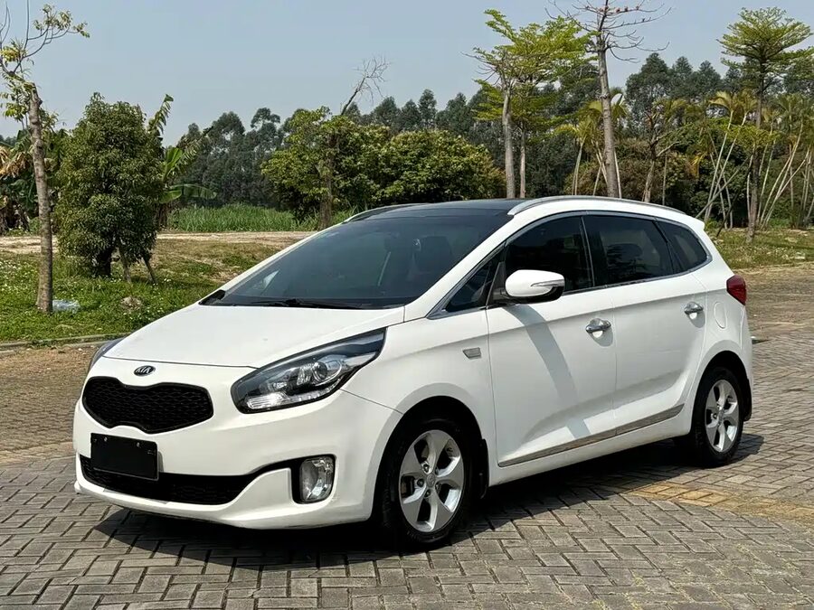 Kia Carens, 2015 — фото продавца с che168