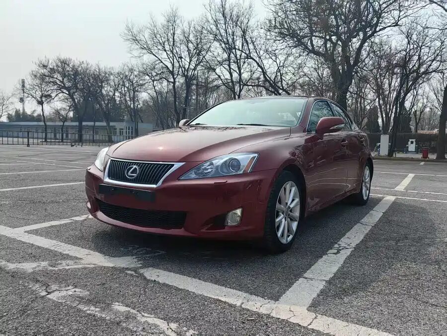 Lexus IS, 2010 — фото продавца с che168