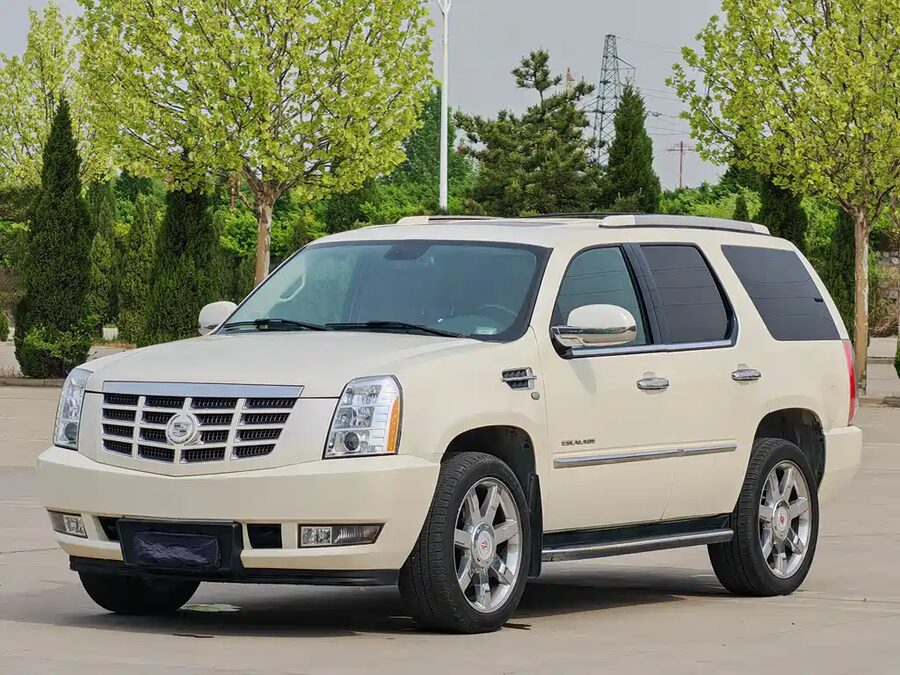 Cadillac Escalade, 2007 — фото продавца с che168
