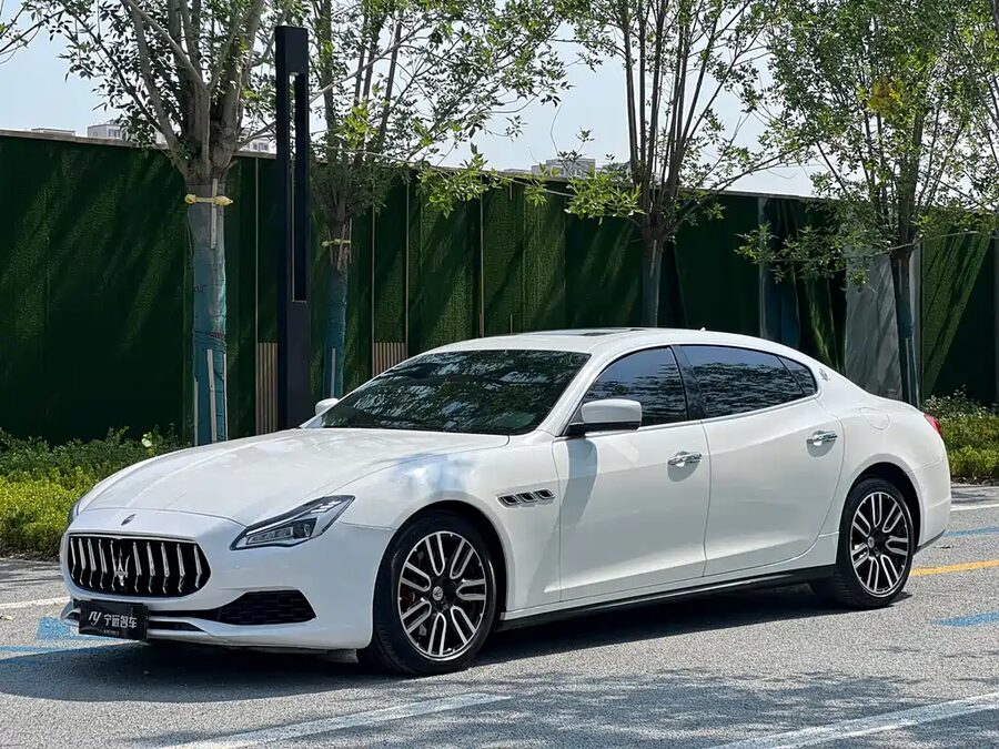 Maserati Quattroporte, 2015 — фото продавца с che168