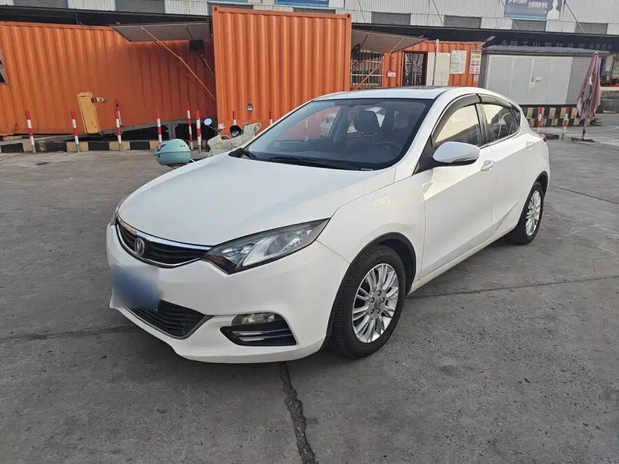 Changan Eado XT, 2014 — фото продавца с che168