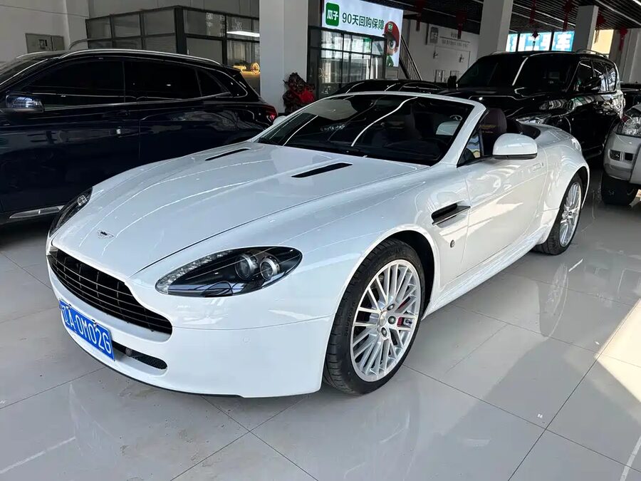 Aston Martin V8 Vantage, 2011 — фото продавца с che168