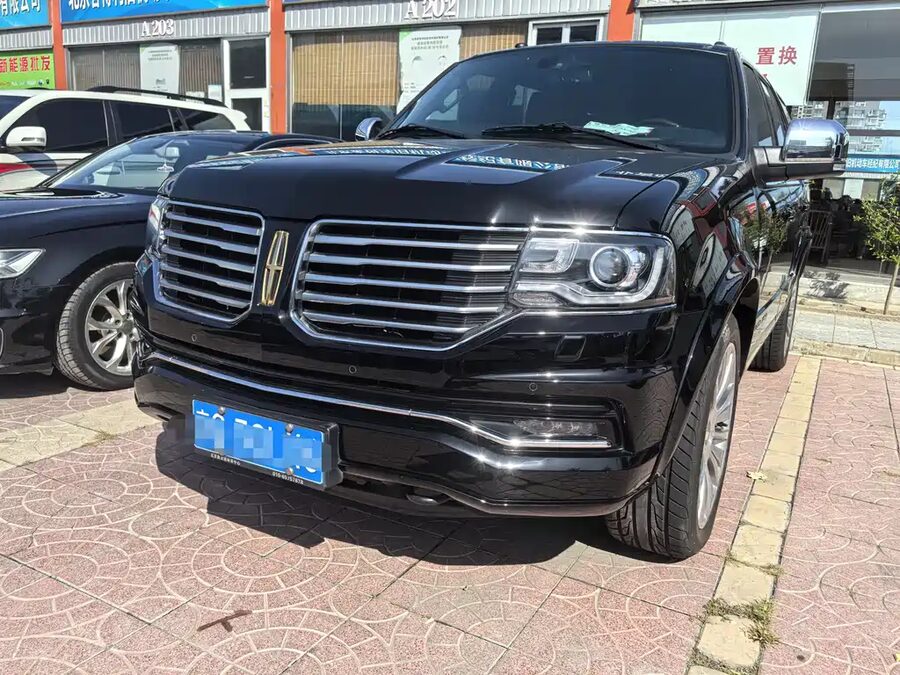 Lincoln Navigator, 2017 — фото продавца с che168