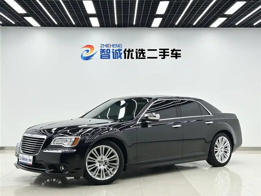Chrysler 300C, 2015 — фото продавца с che168