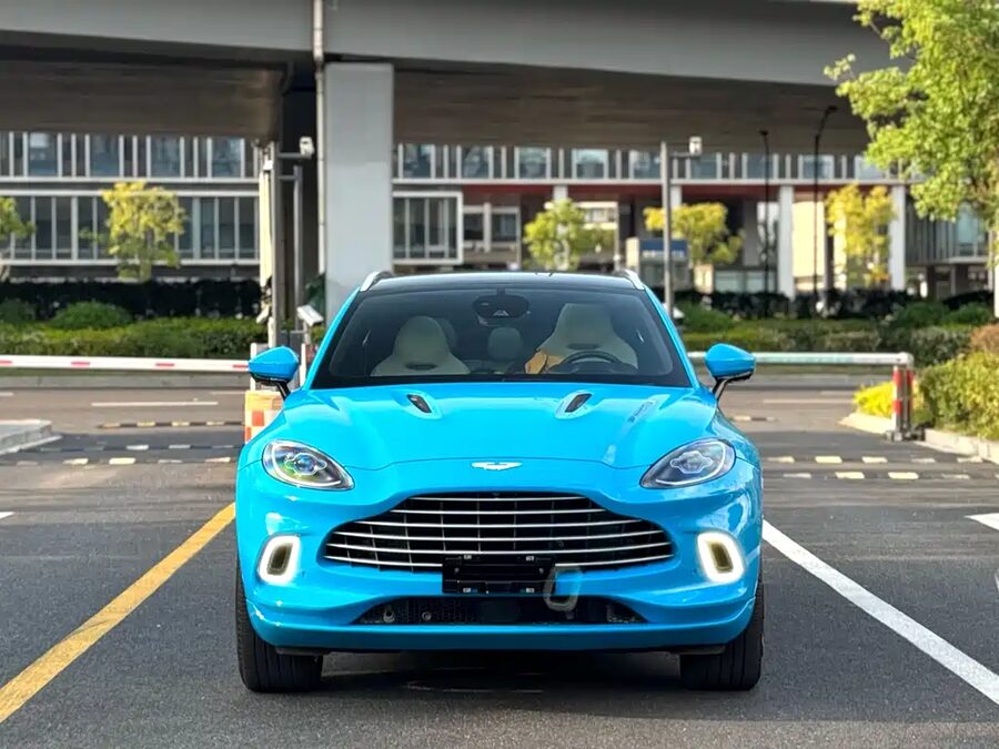 Aston Martin DBX, 2022 — фото продавца с che168