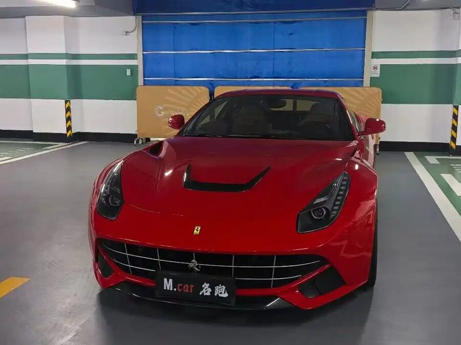 Ferrari F12berlinetta, 2014 — фото продавца с che168