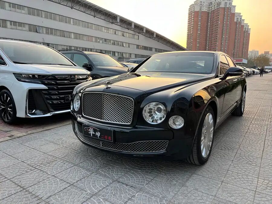 Bentley Mulsanne, 2013 — фото продавца с che168