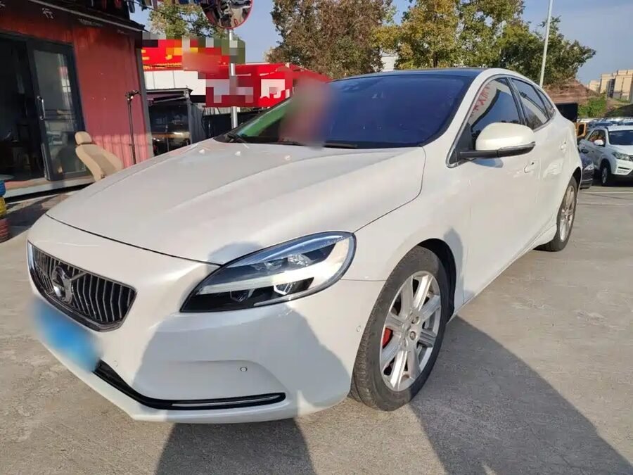 Volvo V40, 2016 — фото продавца с che168