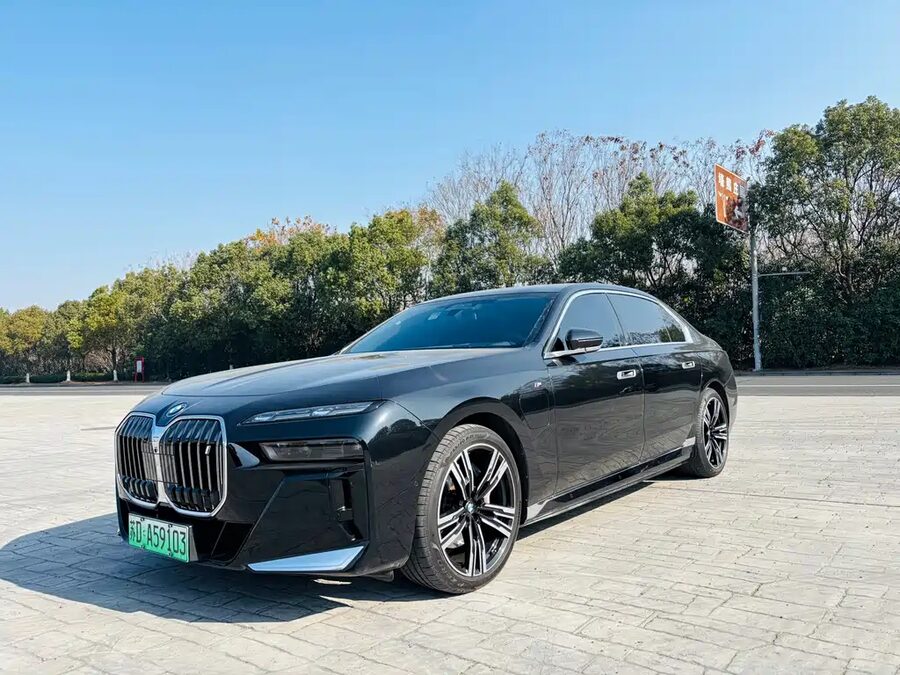 BMW i7, 2023 — фото продавца с che168