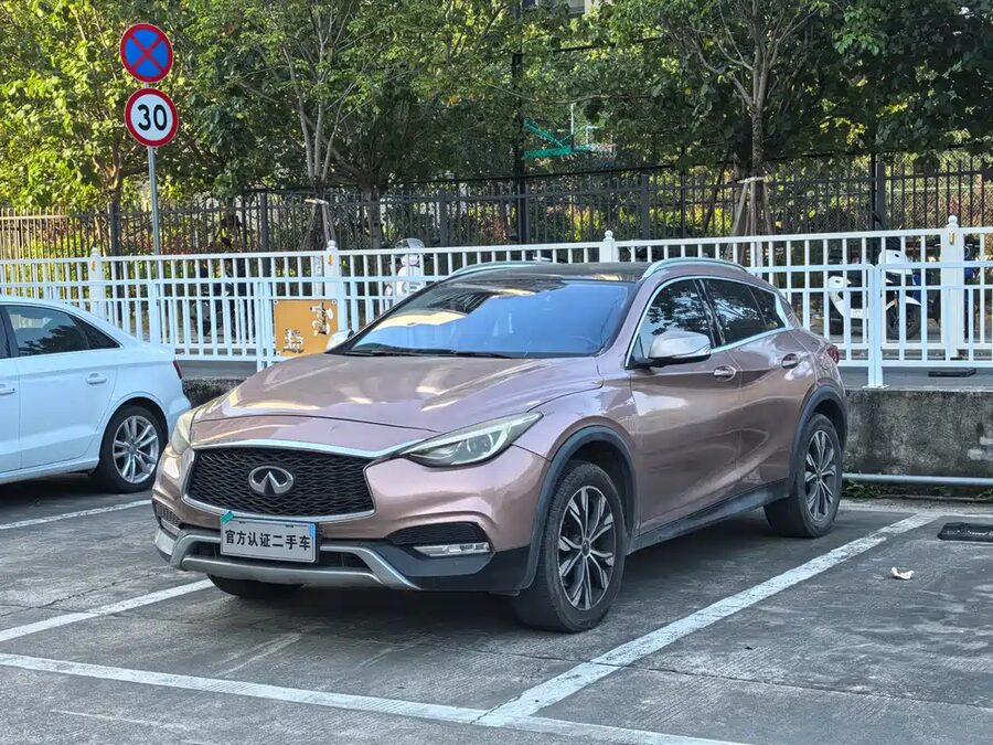 Infiniti QX30, 2018 — фото продавца с che168