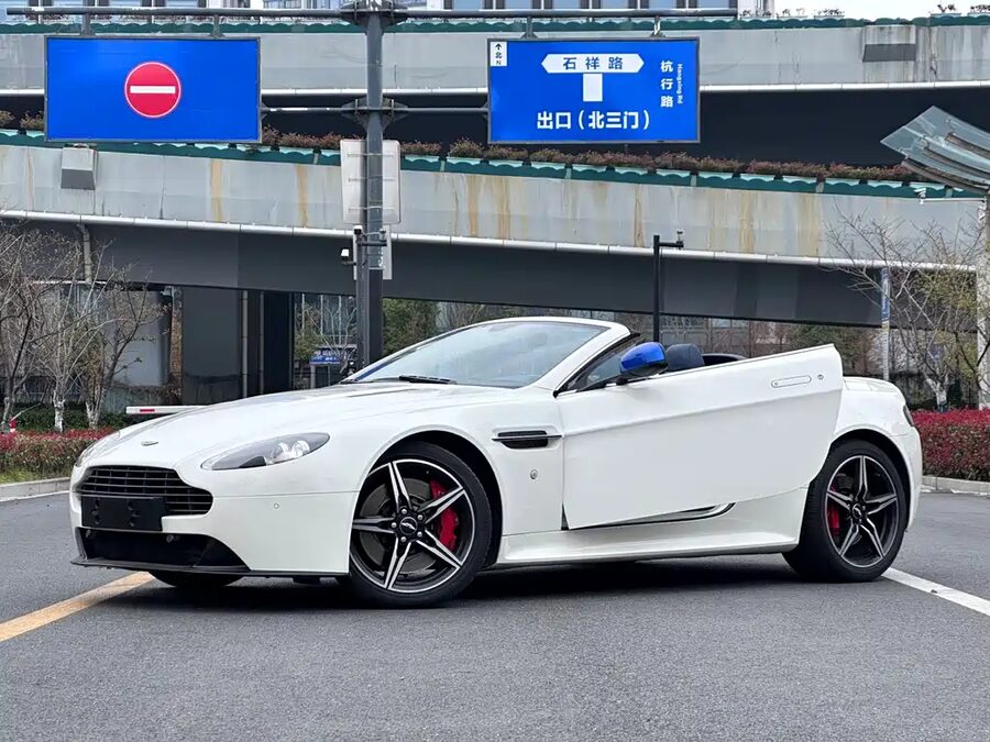 Aston Martin V8 Vantage, 2018 — фото продавца с che168