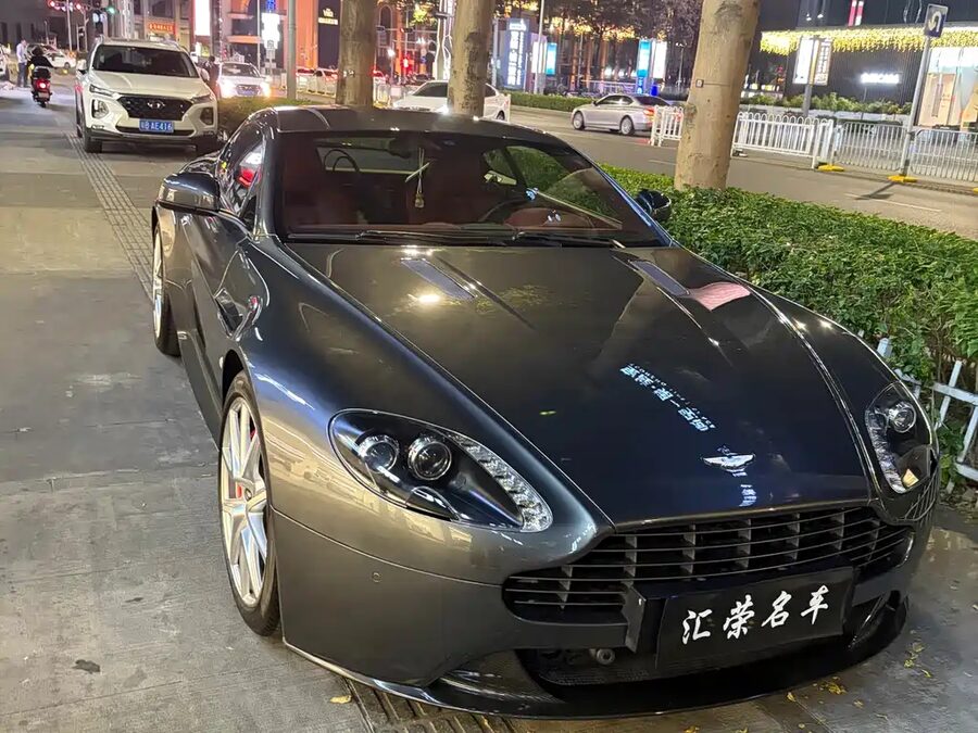 Aston Martin V8 Vantage, 2016 — фото продавца с che168