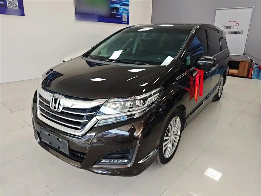 Honda Elysion, 2017 — фото продавца с che168