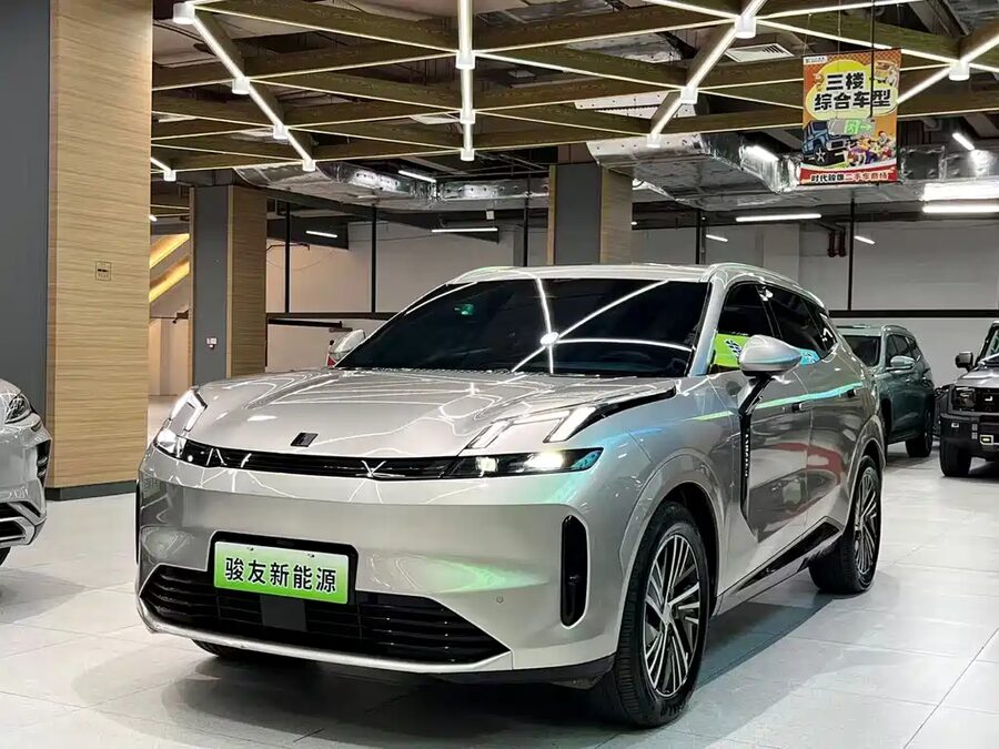 Lynk & Co 08 EM-P, 2025 — фото продавца с che168