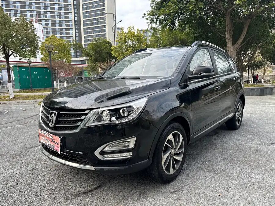 Baojun 560, 2016 — фото продавца с che168
