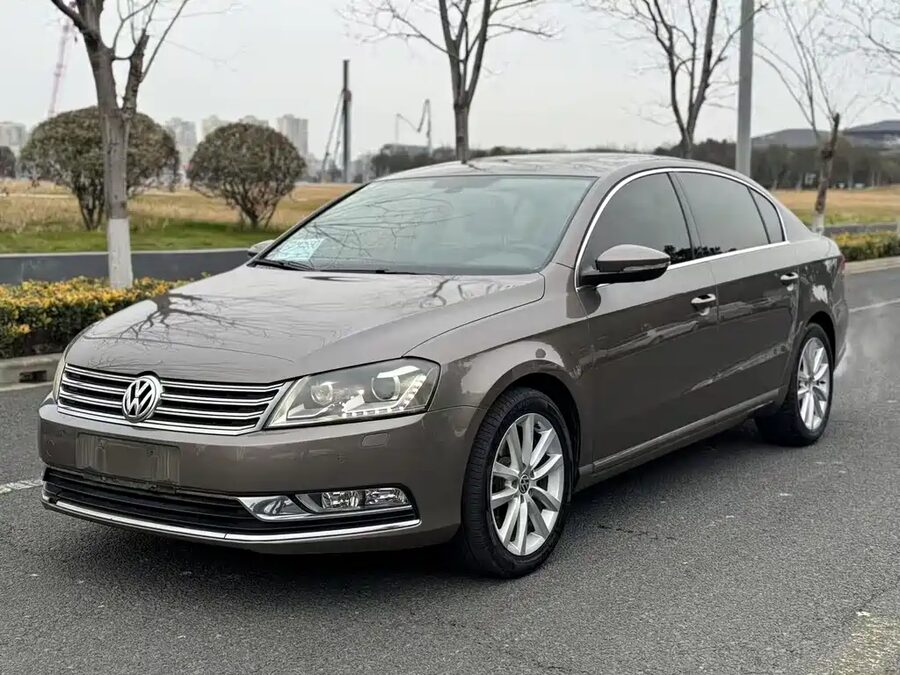 Volkswagen Magotan, 2012 — фото продавца с che168