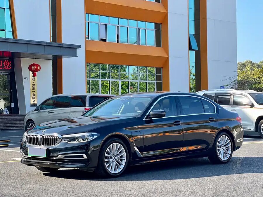 BMW 5 Series New Energy, 2019 — фото продавца с che168
