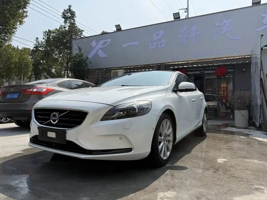 Volvo V40, 2016 — фото продавца с che168