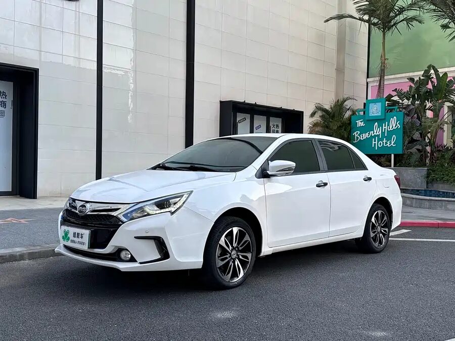 BYD Qin NEV, 2016 — фото продавца с che168