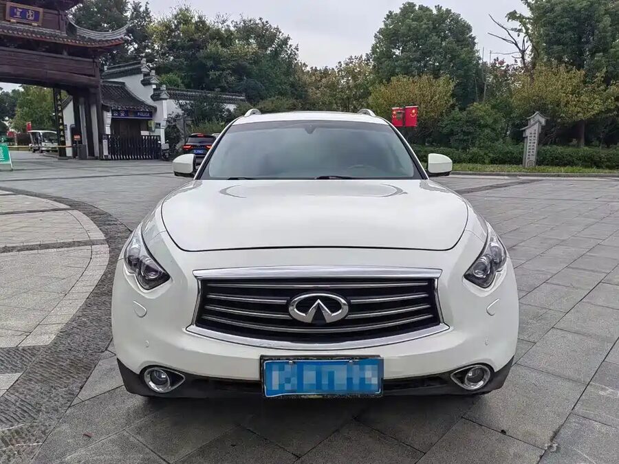Infiniti QX70, 2014 — фото продавца с che168