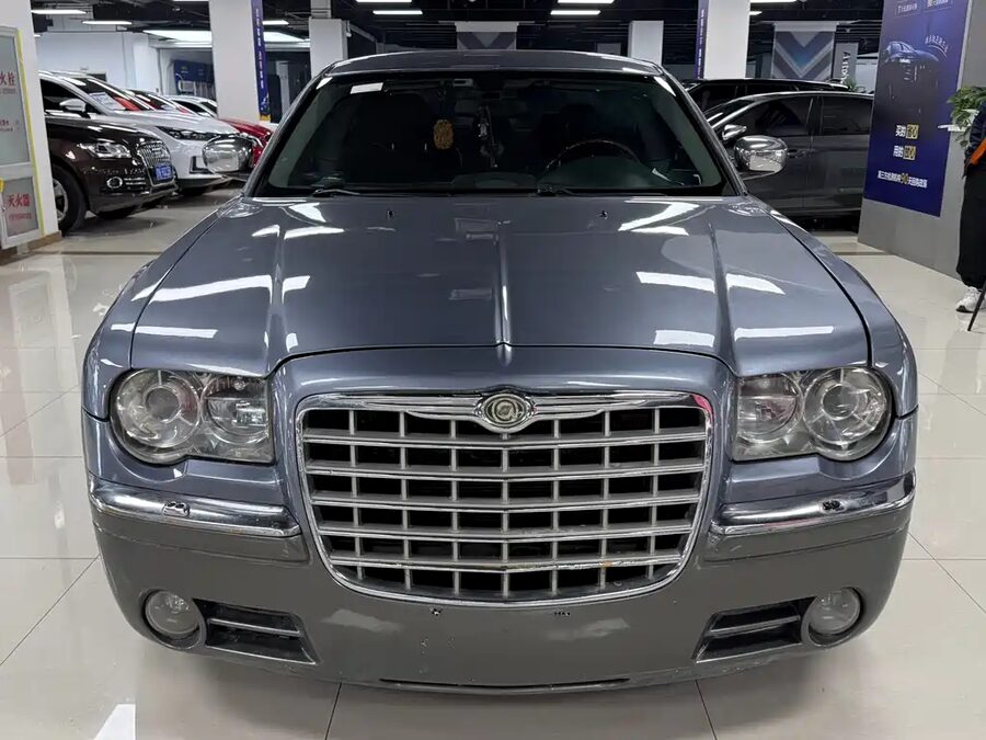 Chrysler 300C, 2004 — фото продавца с che168