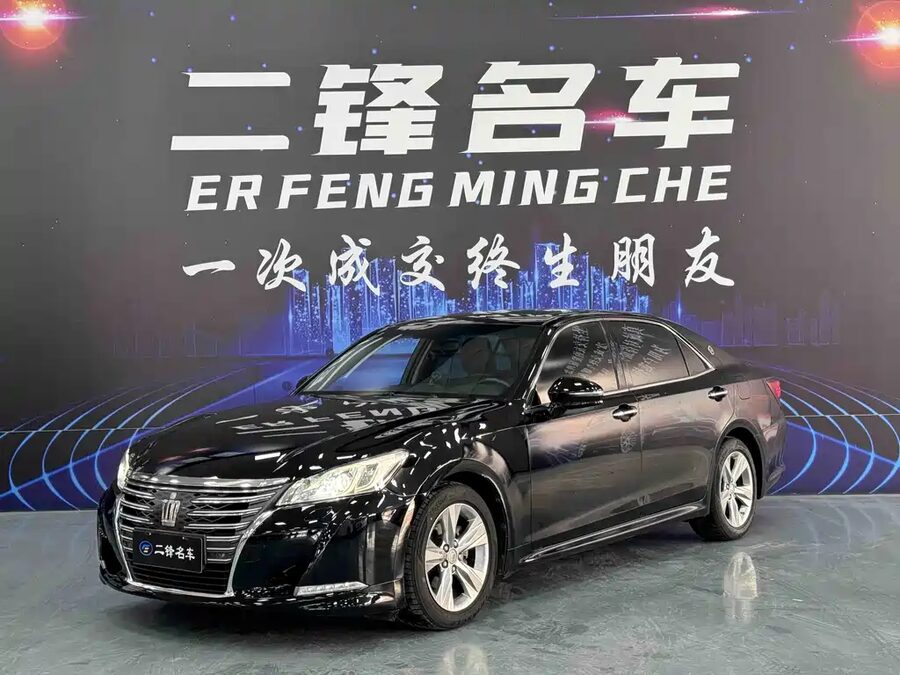 Toyota Crown, 2016 — фото продавца с che168