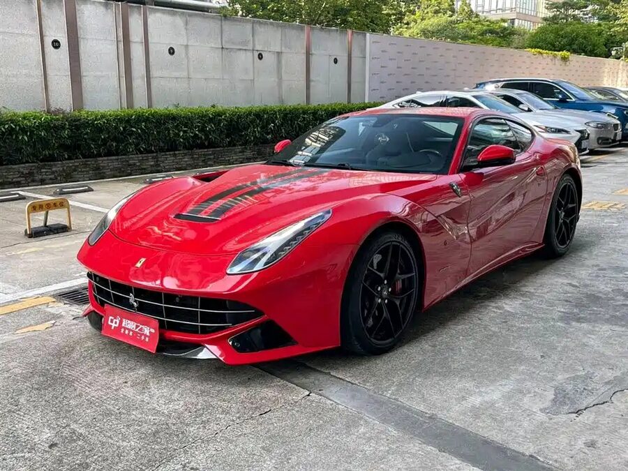 Ferrari F12berlinetta, 2013 — фото продавца с che168