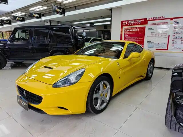 Ferrari California T, 2011 — фото продавца с che168
