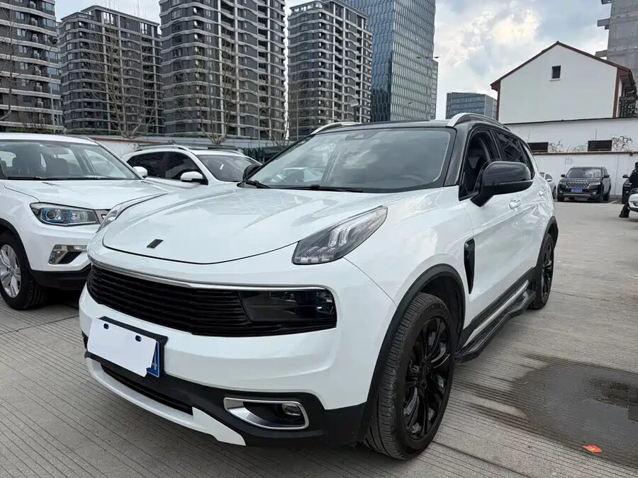 Lynk & Co 01, 2018 — фото продавца с che168