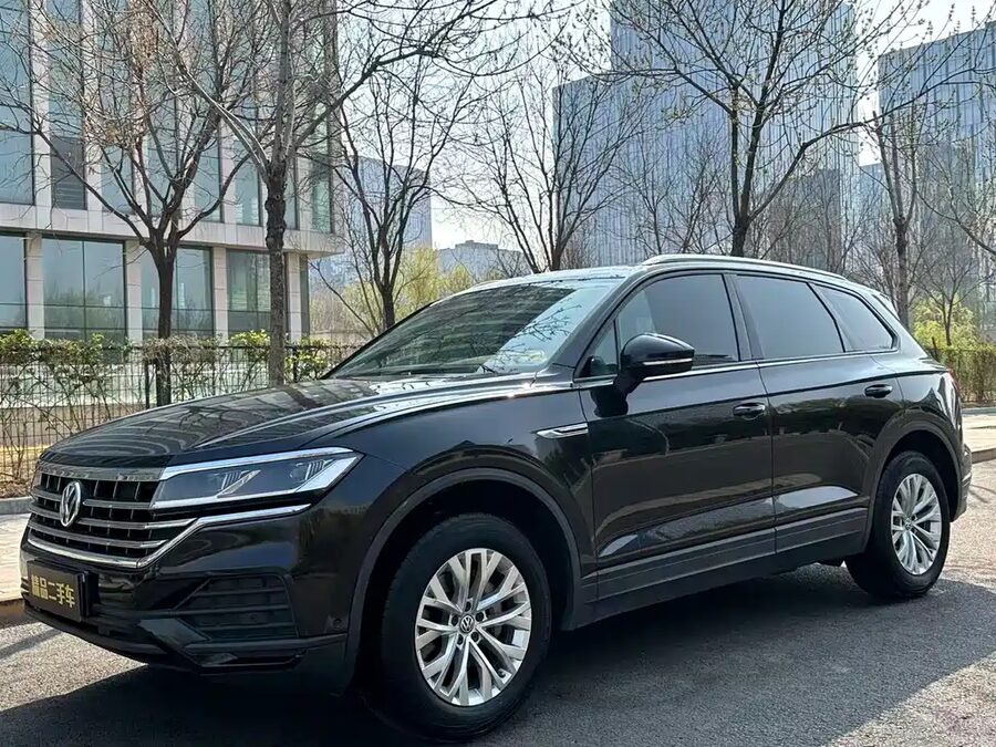 Volkswagen Touareg, 2019 — фото продавца с che168