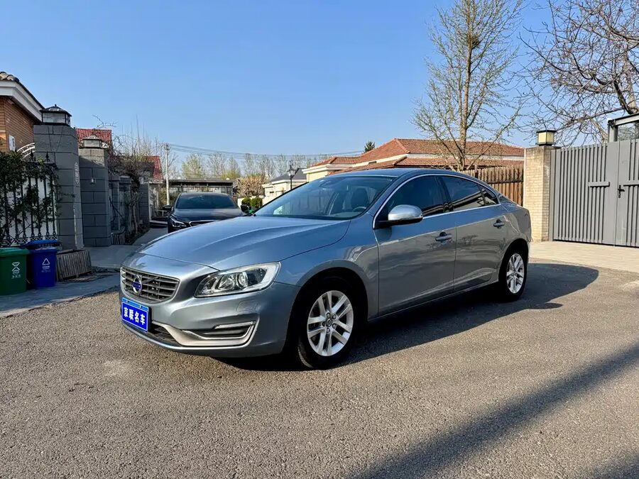 Volvo S60, 2017 — фото продавца с che168