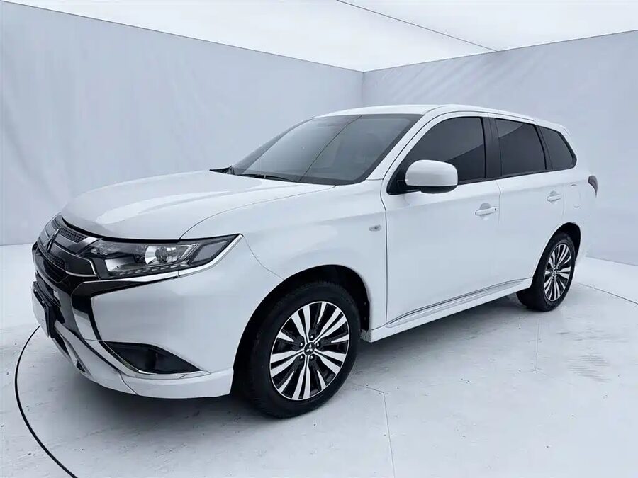 Mitsubishi Outlander, 2022 — фото продавца с che168