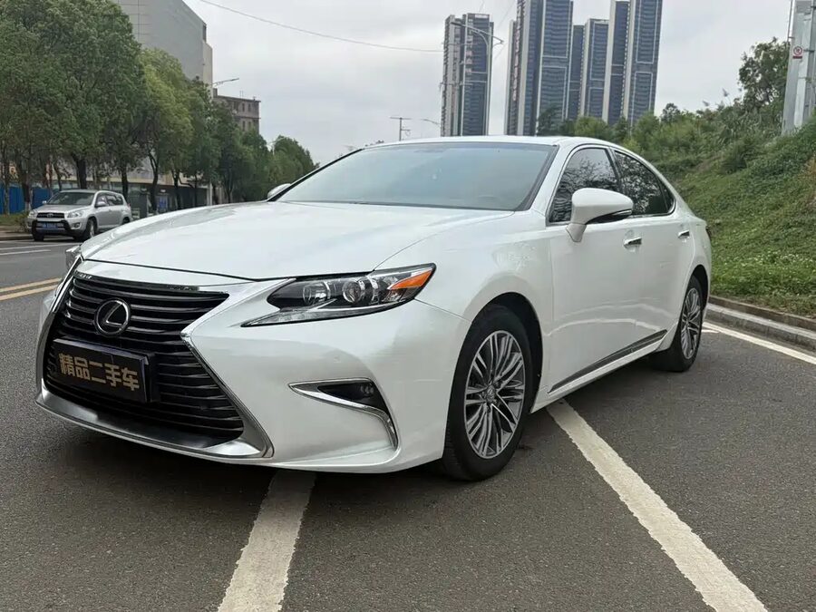 Lexus ES, 2017 — фото продавца с che168