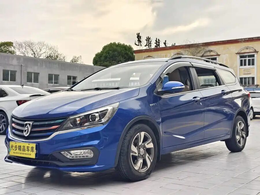 Baojun 310W, 2018 — фото продавца с che168