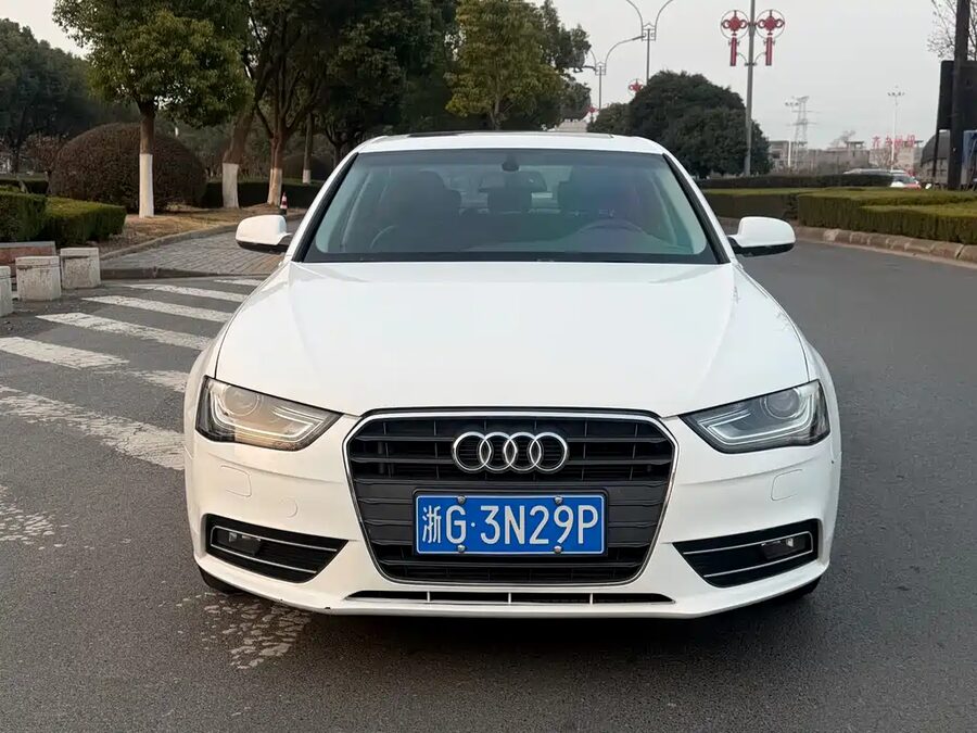 Audi A4L, 2018 — фото продавца с che168