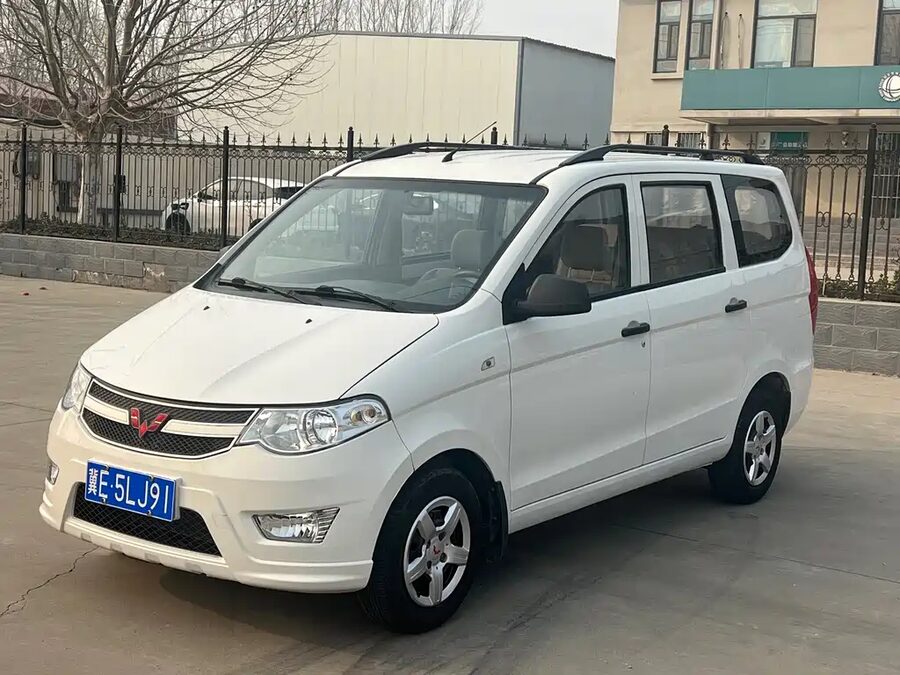 Wuling Hongguang, 2017 — фото продавца с che168