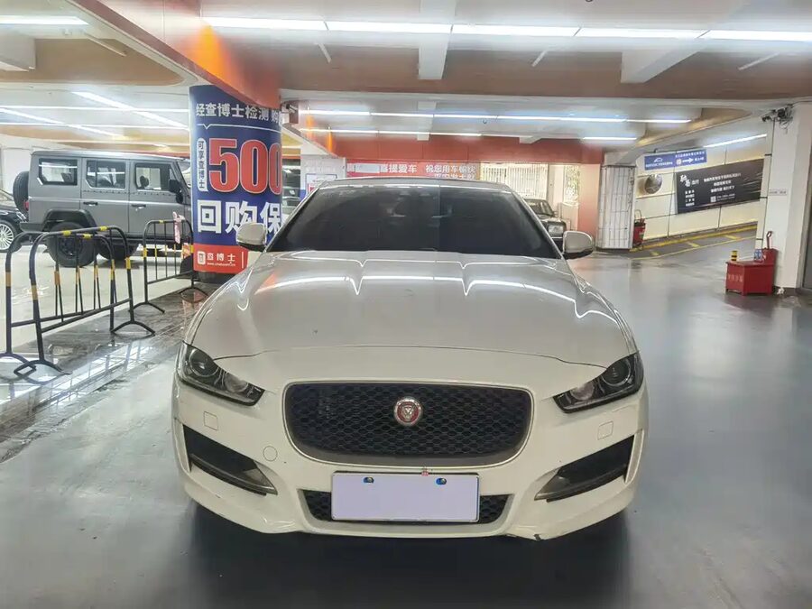 Jaguar XE, 2016 — фото продавца с che168