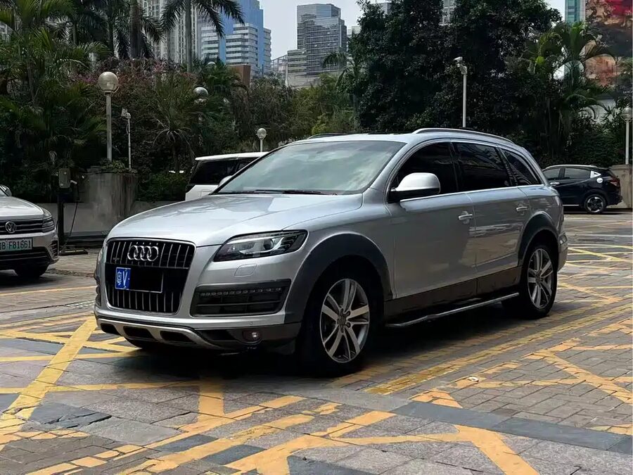 Audi Q7, 2010 — фото продавца с che168
