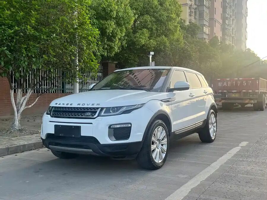 Land Rover Evoque, 2016 — фото продавца с che168
