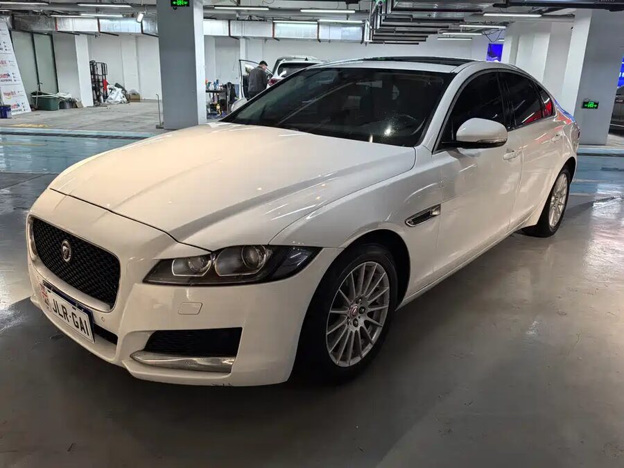 Jaguar XF, 2016 — фото продавца с che168