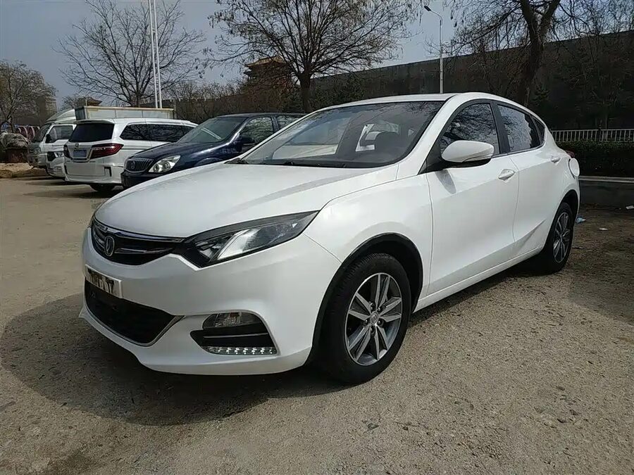 Changan Eado XT, 2016 — фото продавца с che168