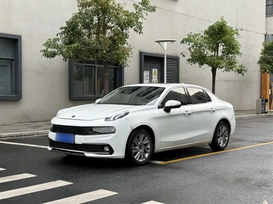Lynk & Co 03, 2019 — фото продавца с che168
