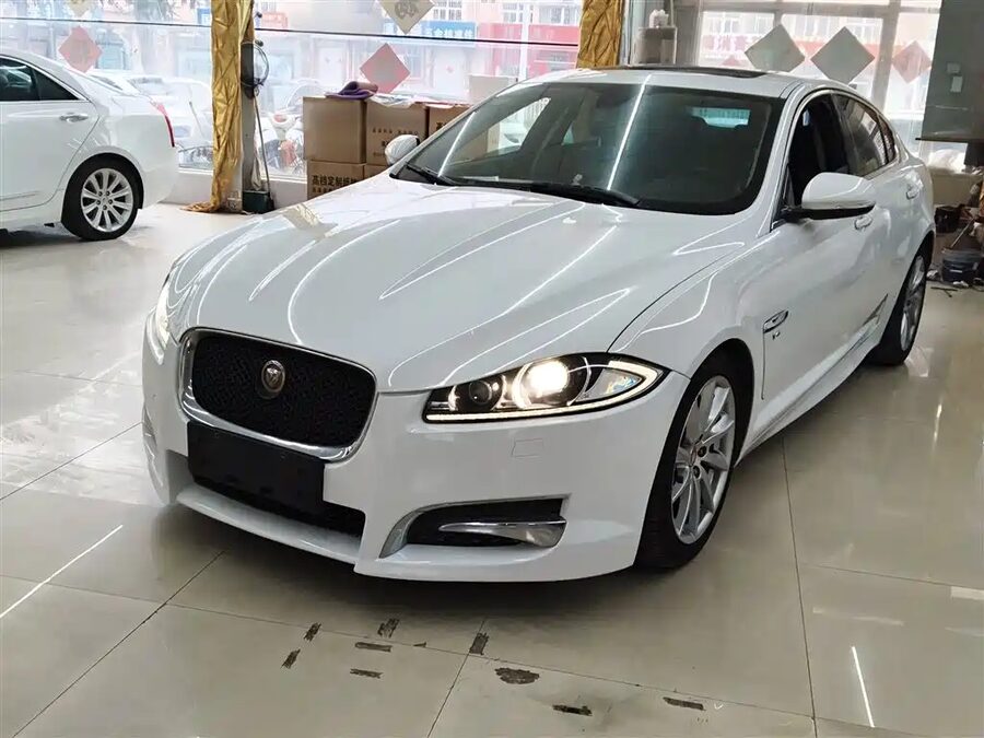 Jaguar XF, 2014 — фото продавца с che168
