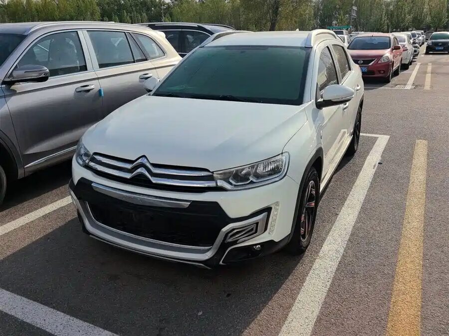 Citroen C3-XR, 2015 — фото продавца с che168