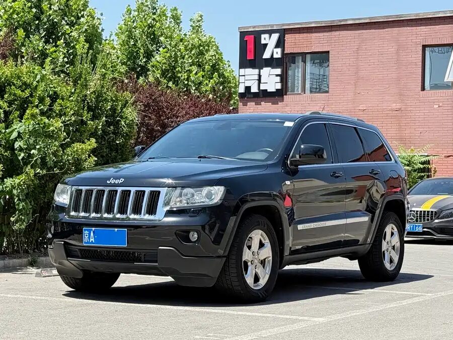 Jeep Grand Cherokee (Import), 2012 — фото продавца с che168