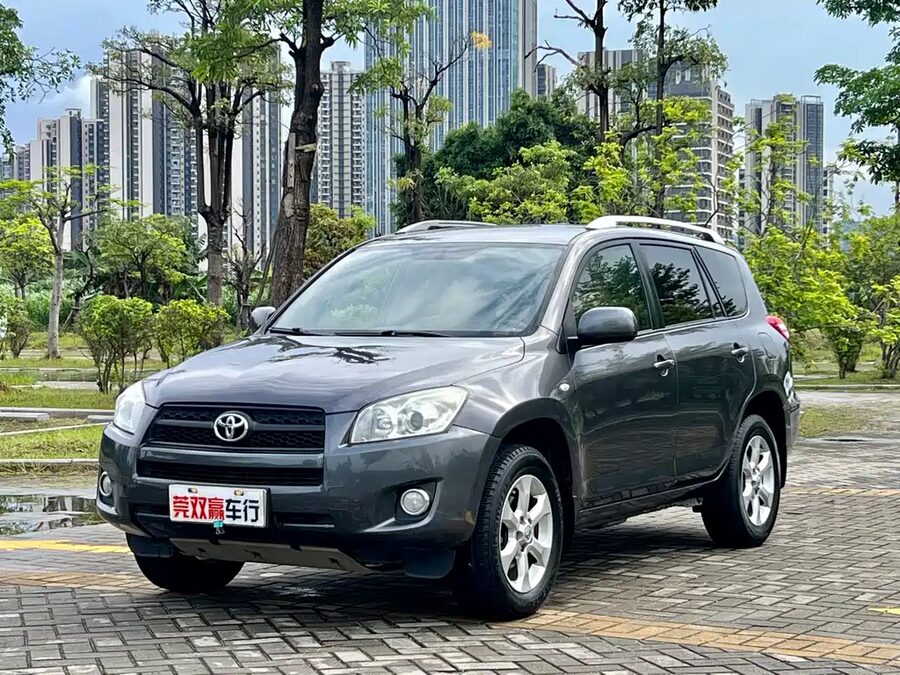 Toyota RAV4, 2012 — фото продавца с che168