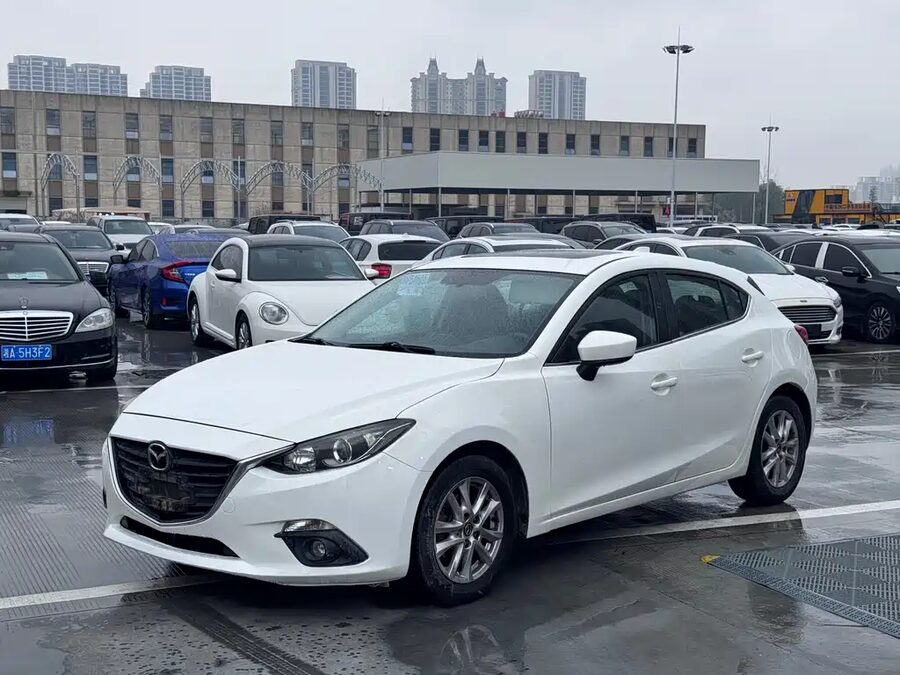 Mazda 3 Axela, 2015 — фото продавца с che168