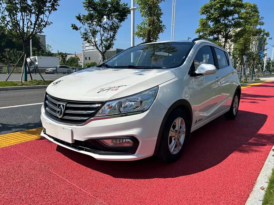 Baojun 310, 2018 — фото продавца с che168