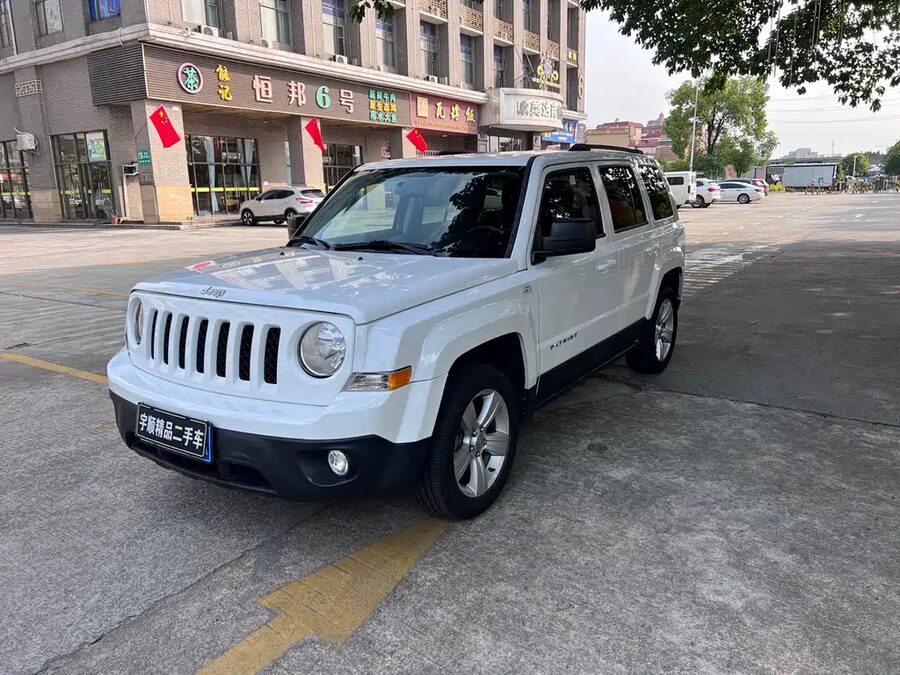 Jeep Patriot, 2014 — фото продавца с che168