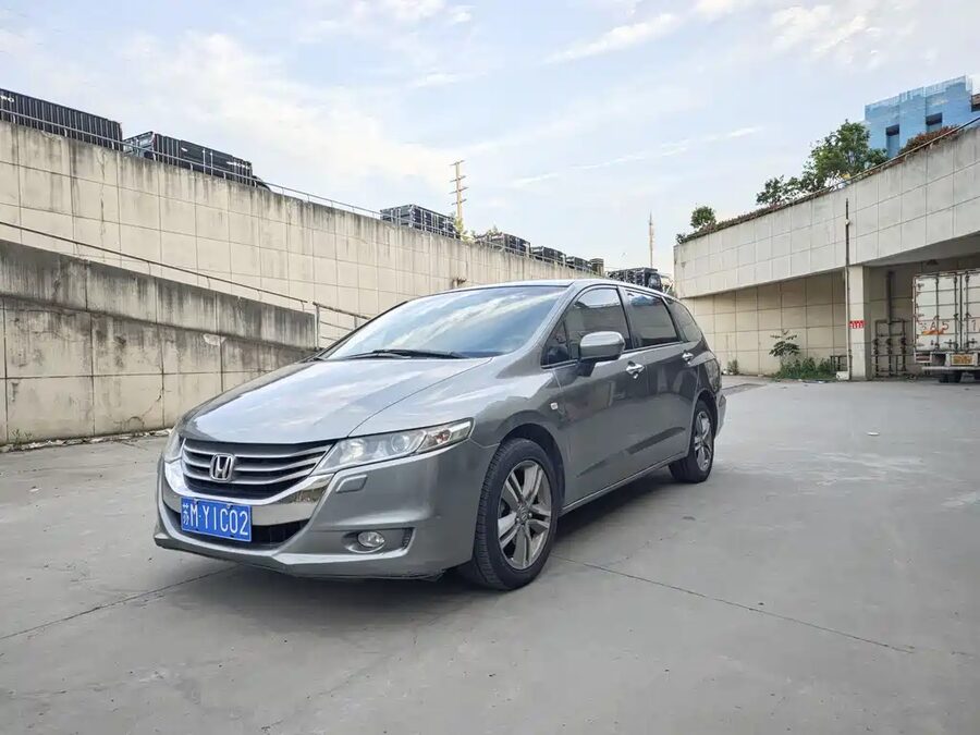 Honda Odyssey, 2010 — фото продавца с che168